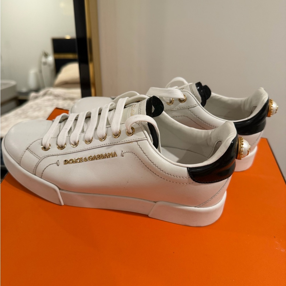 Dolce & Gabbana White Sneakers with Gold Accents